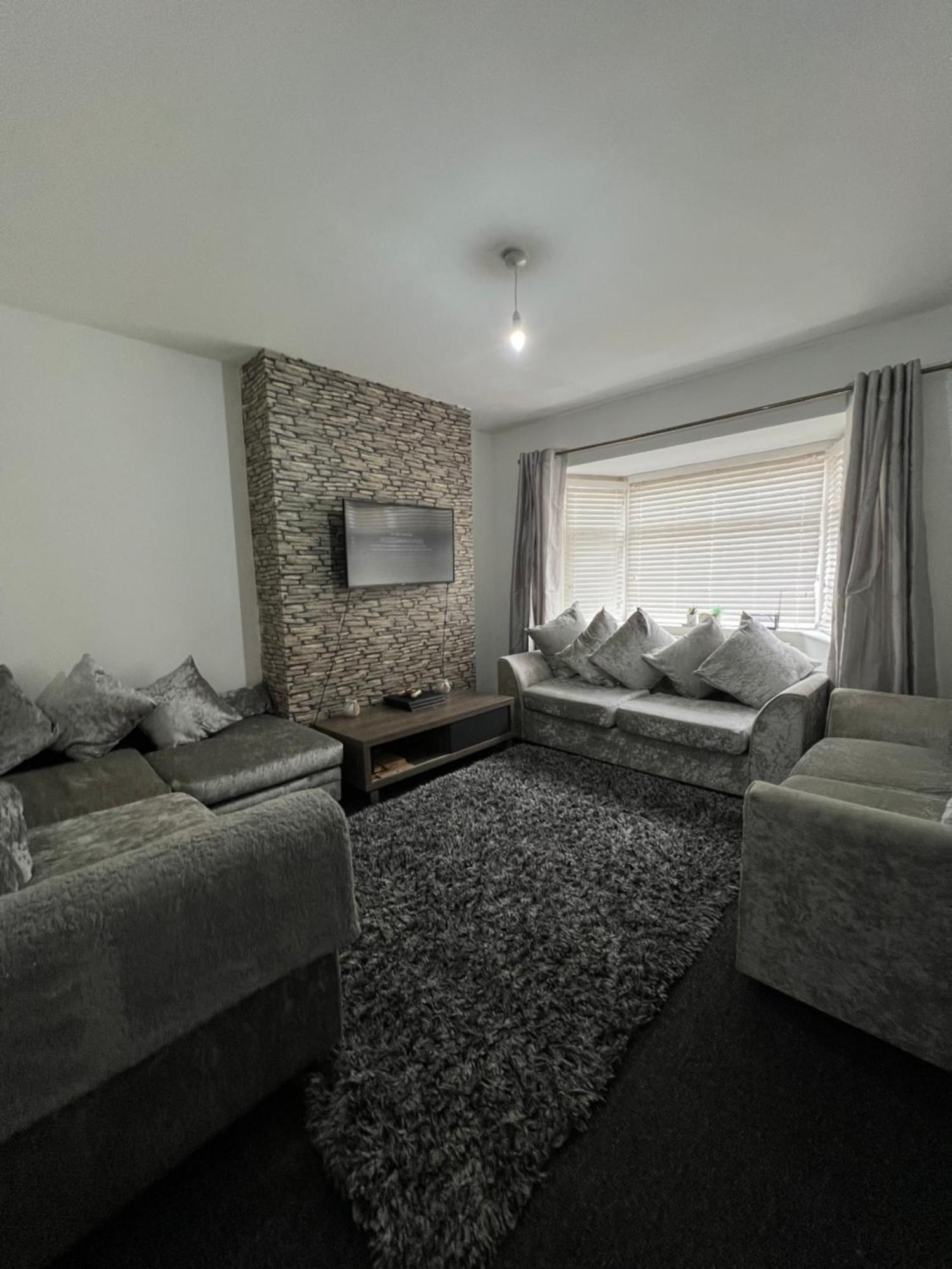 Luxproperties Birmingham Buitenkant foto